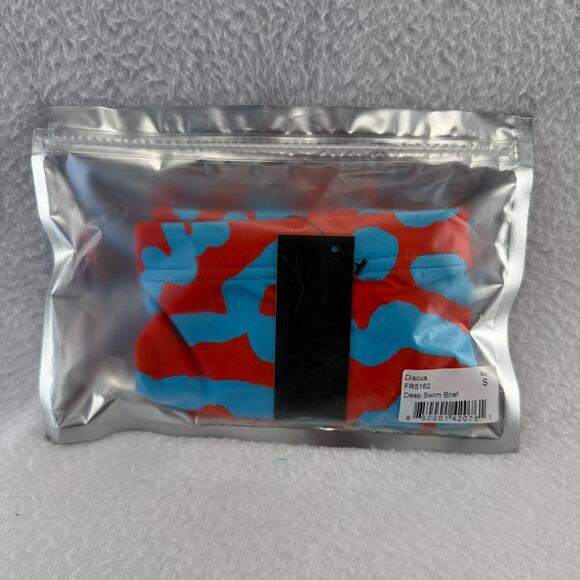 Todd Sanfield Swim Brief Men's Small Blue Red Discus Deep All Over Abstract NEW - Picture 3 of 7